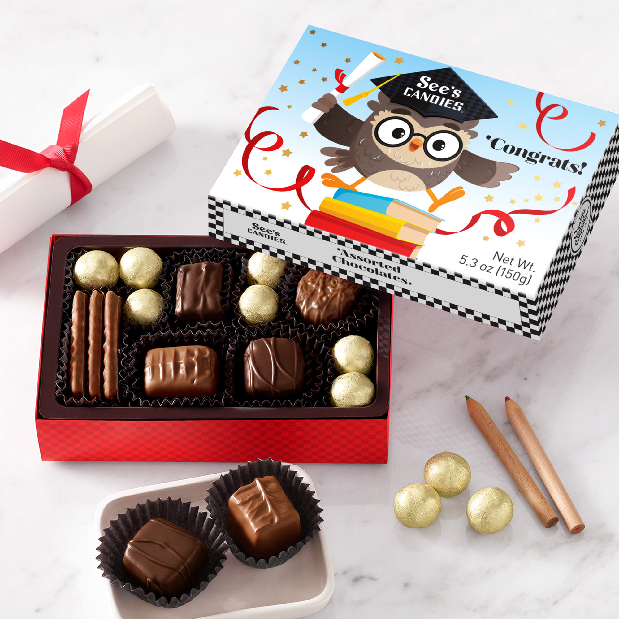 hoot-hooray-graduation-box-511342-alt2.jpg